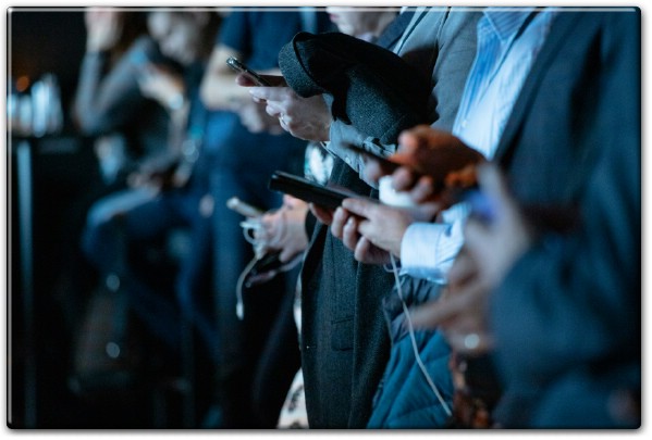 12 Time Wasters That Kill Your Productivity and How to Avoid Them