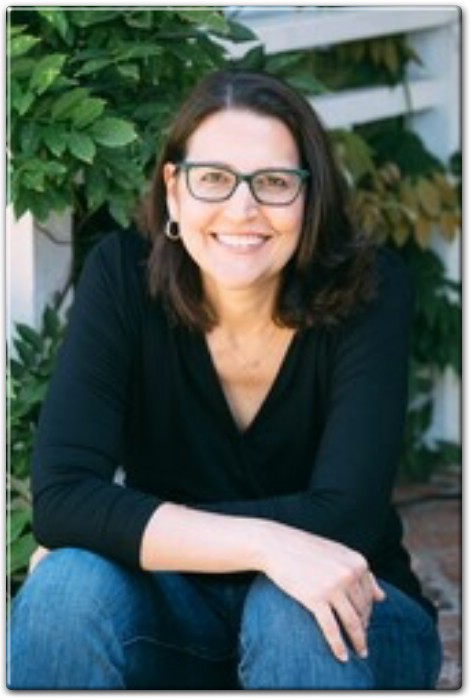 The Ghostwriter Julie Clark Summary