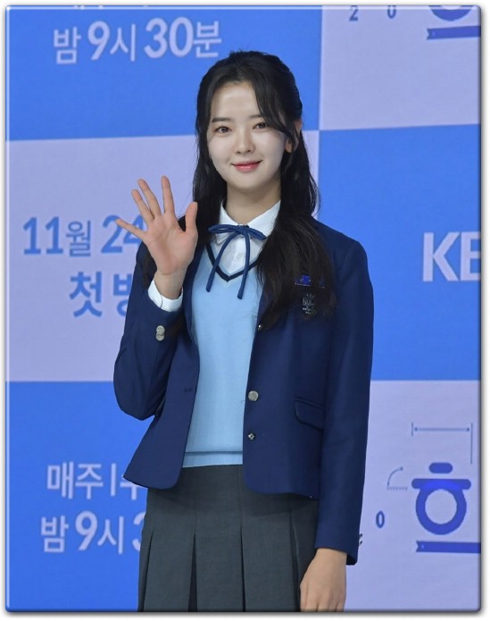 Welcome to the Hyunam-dong Bookshop Summary